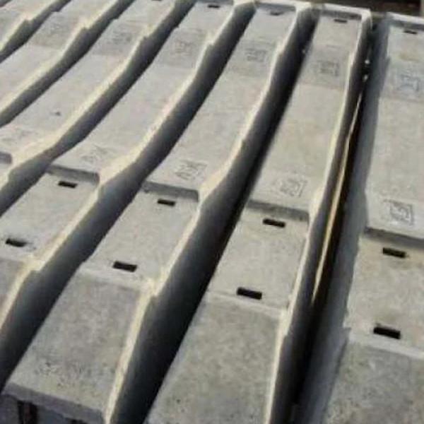 Шпала железобетонная Ш1 ГОСТ 32.152-2000 (новая)