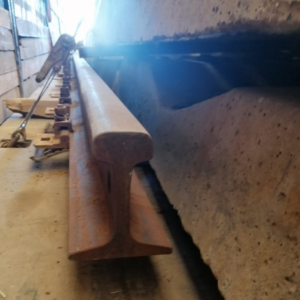 Стрелка сбрасывающая 2884 с брусом ЖБ для сбрасывающей стрелки 2884 резерв 2015 г.