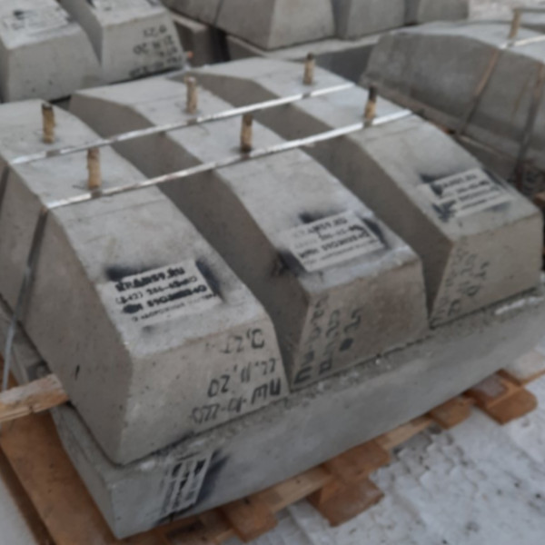 Полушпала железобетонная ПШ-13-325 (новая)